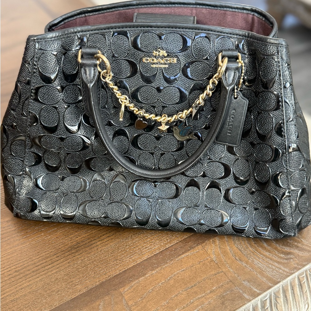✨ Authentic Coach Signature Embossed Leather Bag ✨